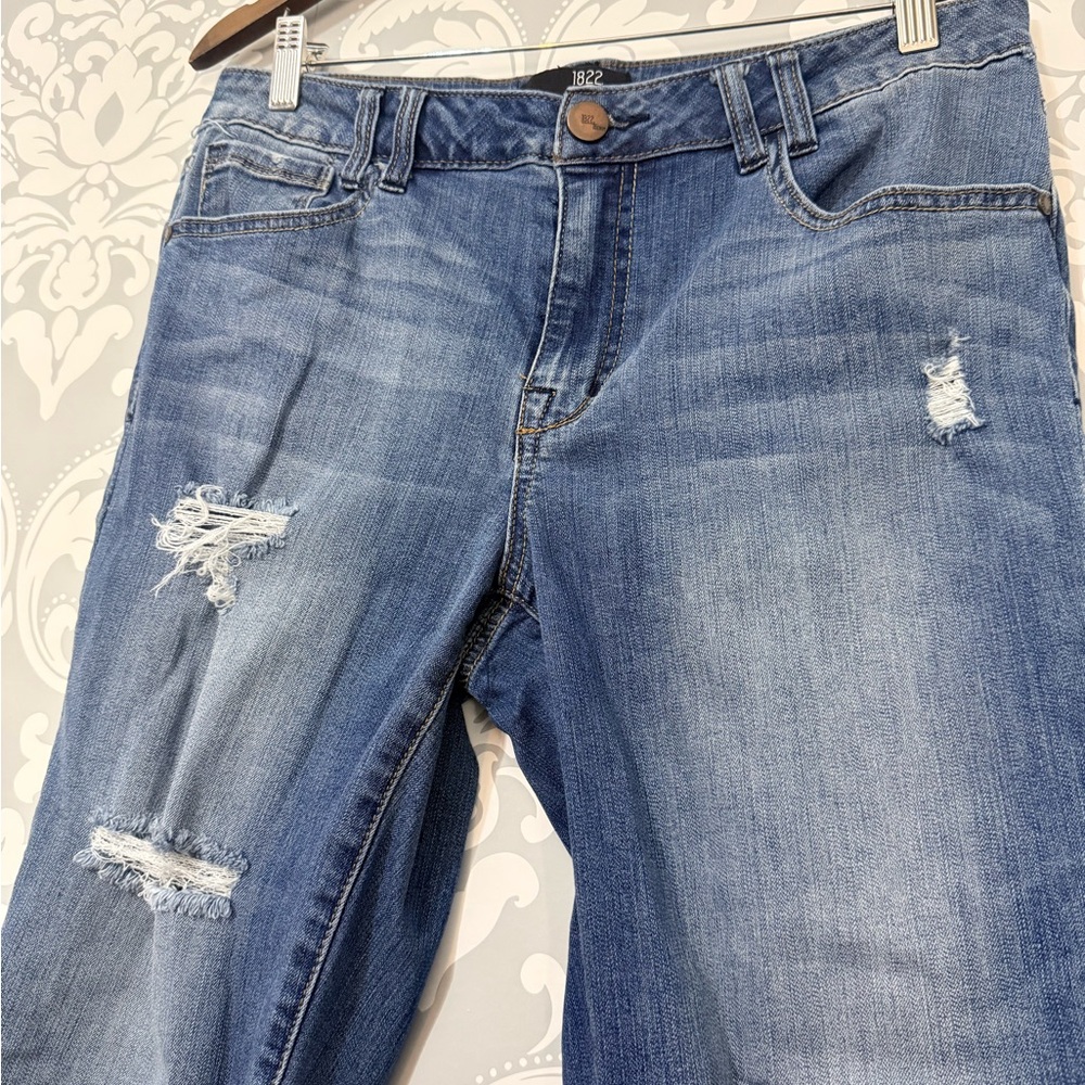 1822 Denim‎ Distressed Cut Off Mid Rise Skinny Jeans - Picture 2 of 6